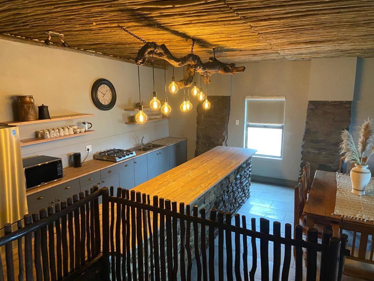 Desert Wind Private Guest And Game Farm Montagu Luaran gambar