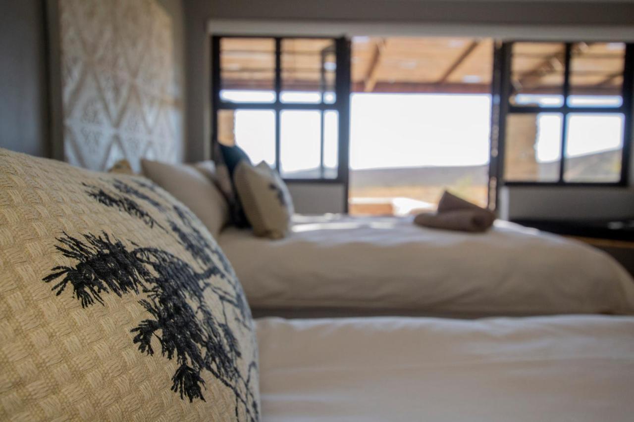 Desert Wind Private Guest And Game Farm Montagu Luaran gambar