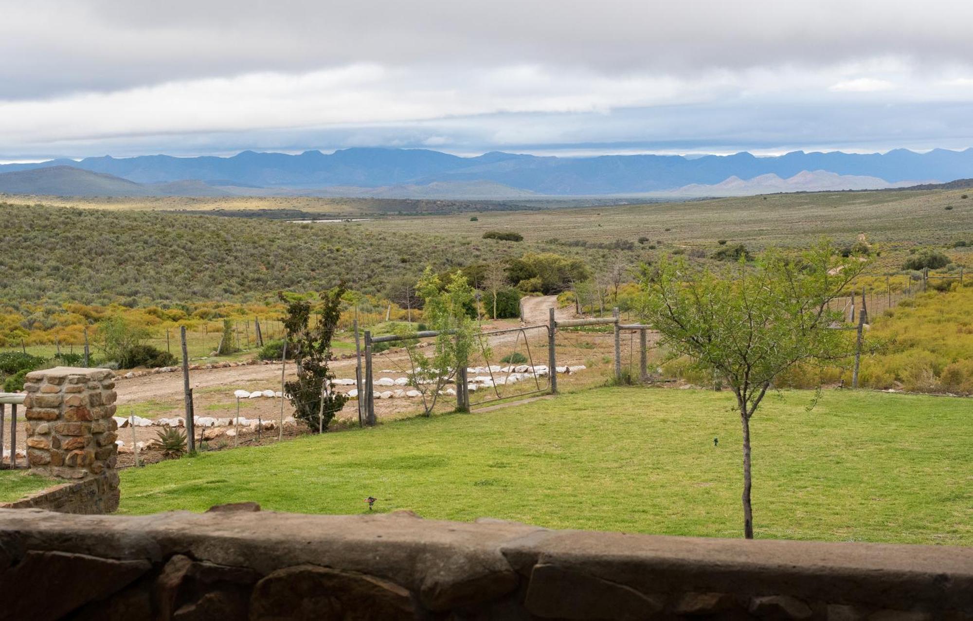 Desert Wind Private Guest And Game Farm Montagu Luaran gambar